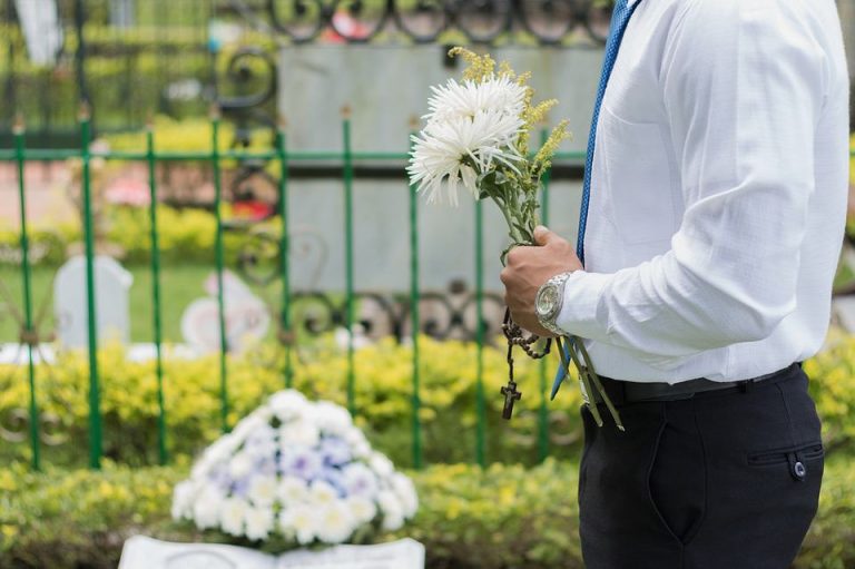 5 Reasons to Purchase an Irrevocable Funeral Expense Trust
